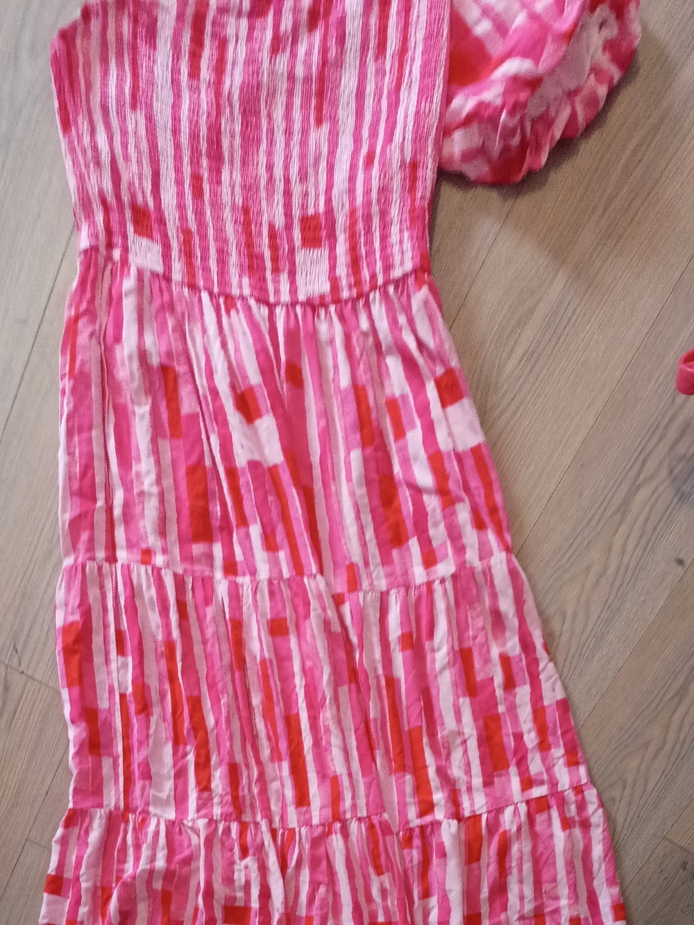 Zestica Women's Abstract Maxi Dress in Pink & Red